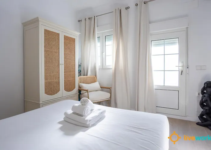 Terrace By Livework Apartament *